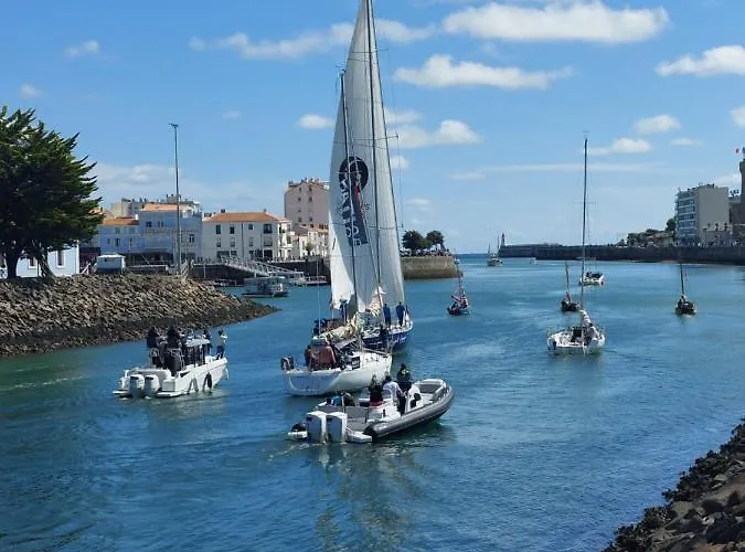 Mamame * 莱萨布勒-多洛讷